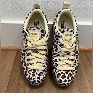 PUMA Mayze Leopard Platform Sneakers size 8
